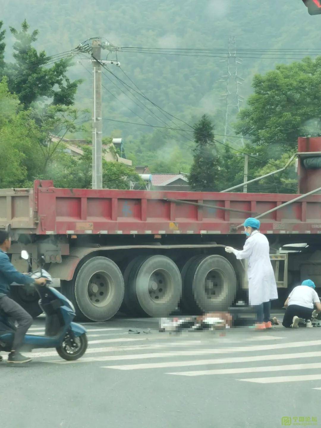 安徽前两天发生的车祸图片