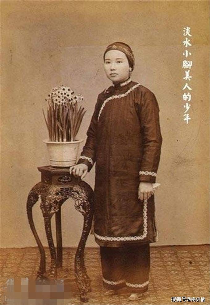 旧时代妇女为什么裹脚,看大清朝廷和民国政府什么表情?