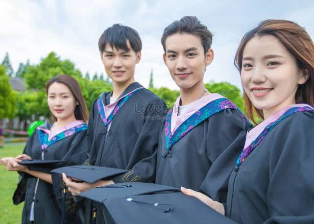 看看这3个方向,疫情下的应届毕业生,别愁!_手机搜狐网