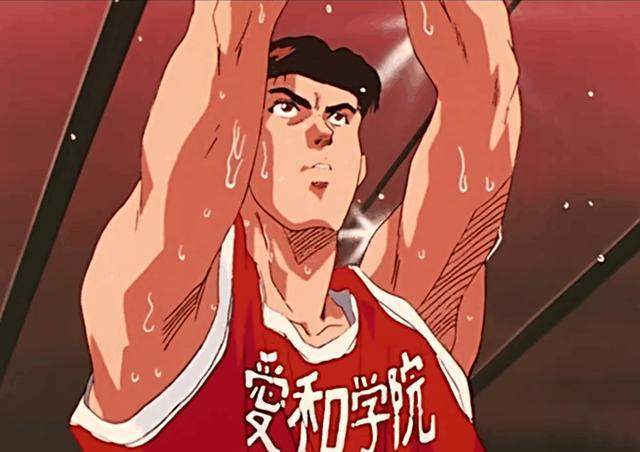 诸星大在动漫中的定义为得分后卫,但从动漫中他的表现来看,他更像是个