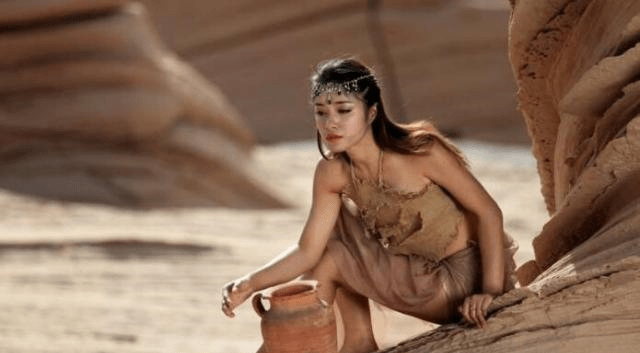 新疆考古出土的楼兰美女,专家说:她是白种人,祖先来自在黑海