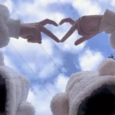 521小众甜蜜情侣头像你做我的男孩我做你的宇宙