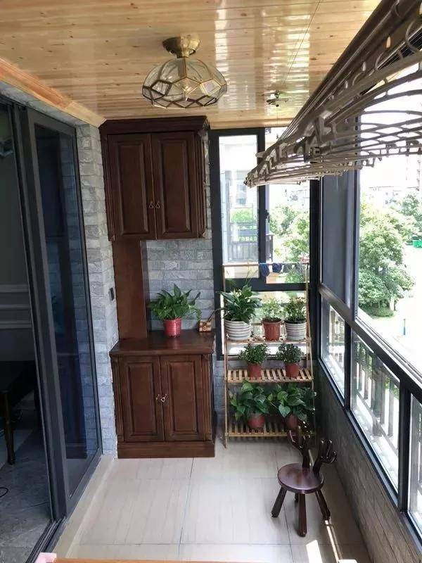 阳台还做成洗衣房?