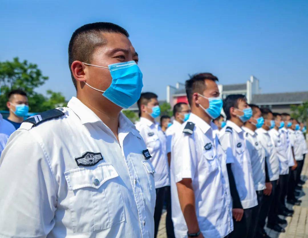 服务力集结号台儿庄古城安保部2020年夏季军训
