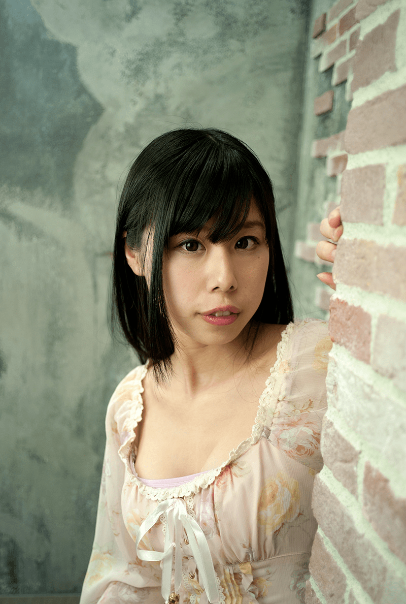 突如其来的恶评,一下子就把有村蓝里砸晕了.