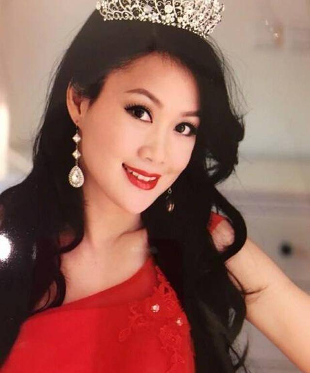 港姐梁小冰:31岁因《梁山伯与祝英台》成名,今51岁现状如何?