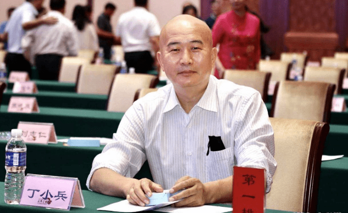 把直播带货装进法律和监管的笼子