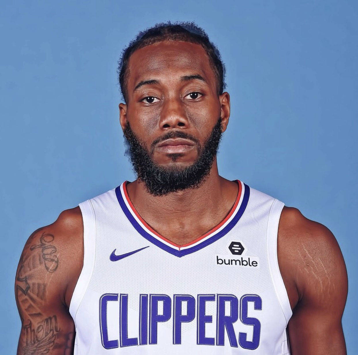 自从nba暂时停赛后,小卡就销声匿迹了,能够听闻他消息的恐怕只有楼上