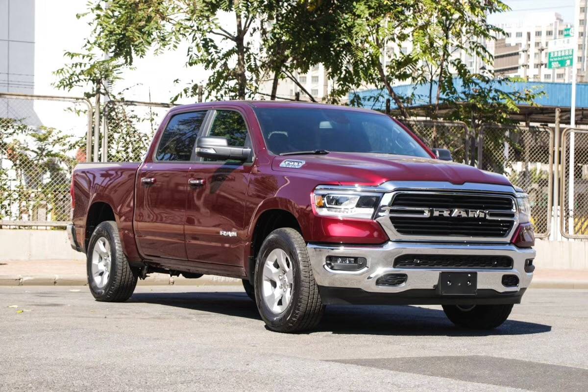 疯抢!2020款道奇公羊大角牛价格探底不到40 配置参数详解