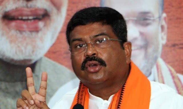 印度买美国低价石油存美国仓库,印度想要薅美国羊毛_普拉德汉