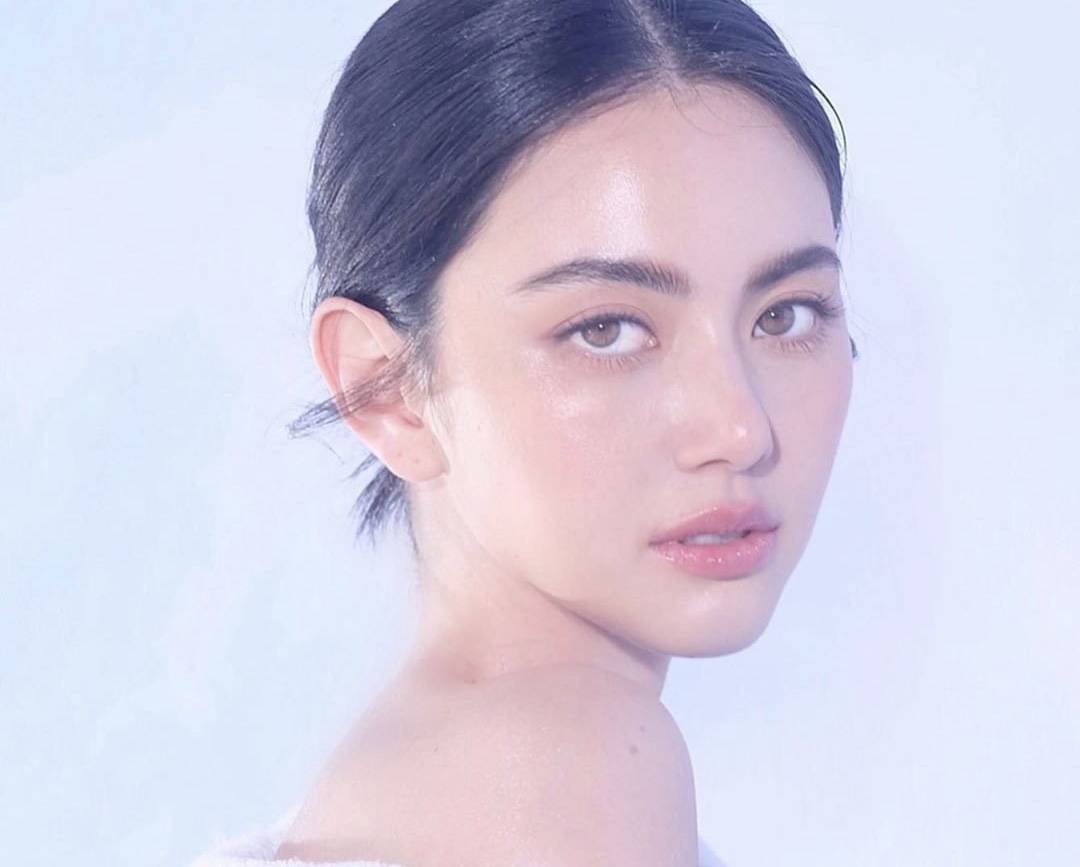 轻混血感的泰式妆容,学会这几个小诀窍,教你变身冷艳撩人小姐姐