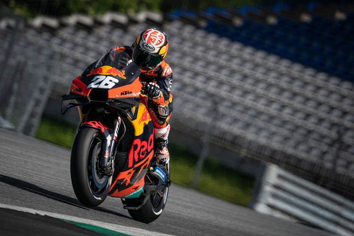 redbullktm车队开始测试小丹尼重回赛道