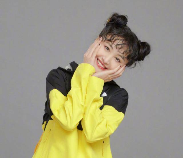 原创《奇妙小森林》宣布定档,我却关注艾特明星顺序,咖位高低很显然