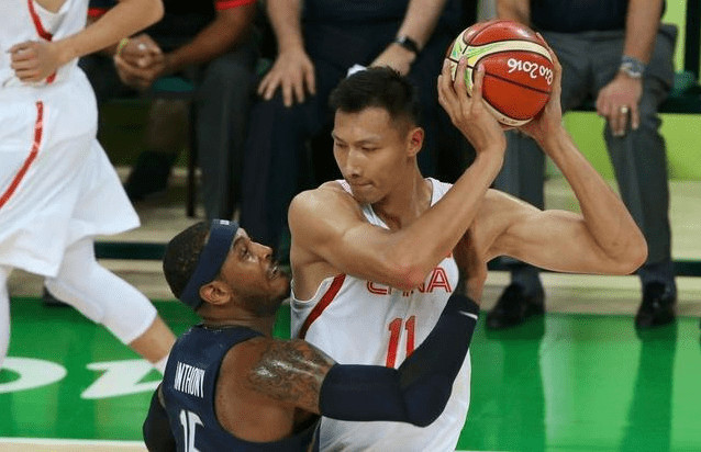 原创中国男篮史上第一大前锋是谁?马建:易建联球商没我好