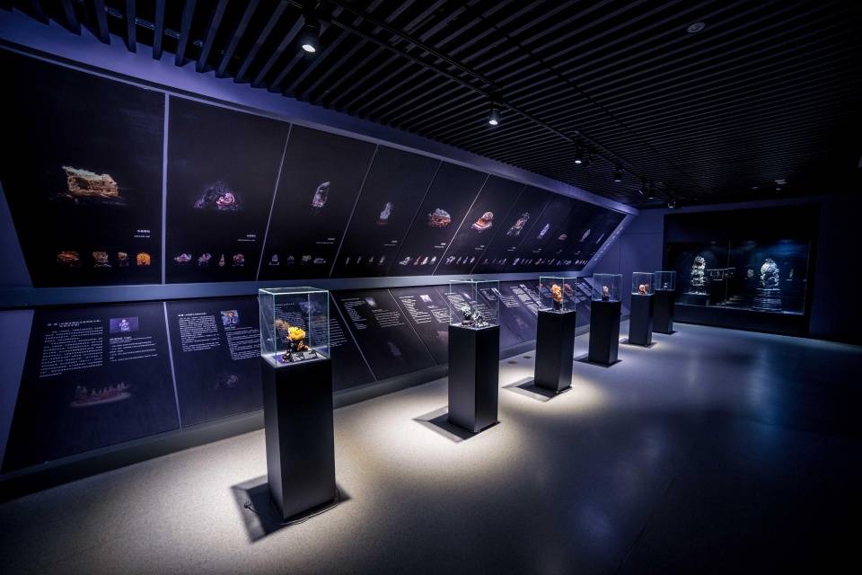 西游记东海水晶宫中国唯一水晶主题博物馆