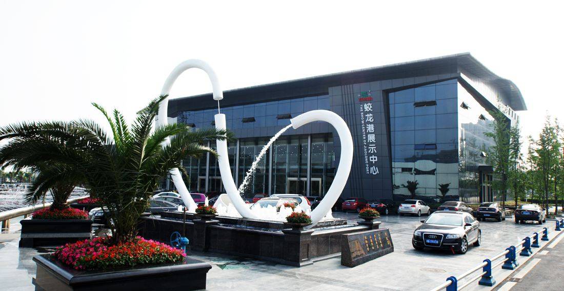 蛟龙港具有完善的基础配套设施,良好的发展环境,园区内自建供水中心