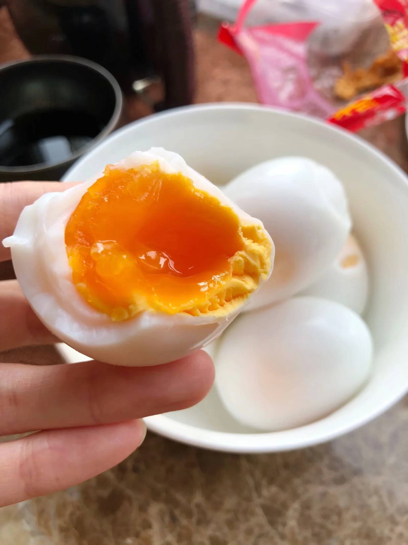 原创同是鸡蛋土鸡蛋和洋鸡蛋有啥区别以前我们都搞错了