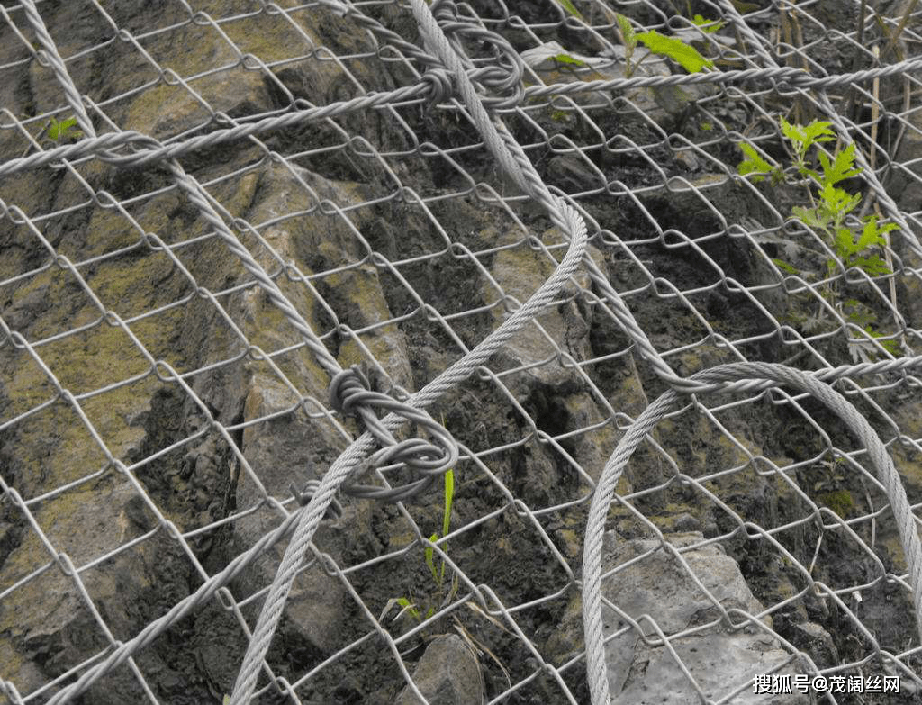 什么样的地址环境条件要搭设边坡防护网