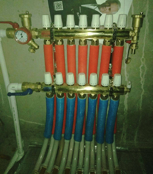 正商智慧城51号楼住宅地暖家庭采暖系统施工安装案例展示