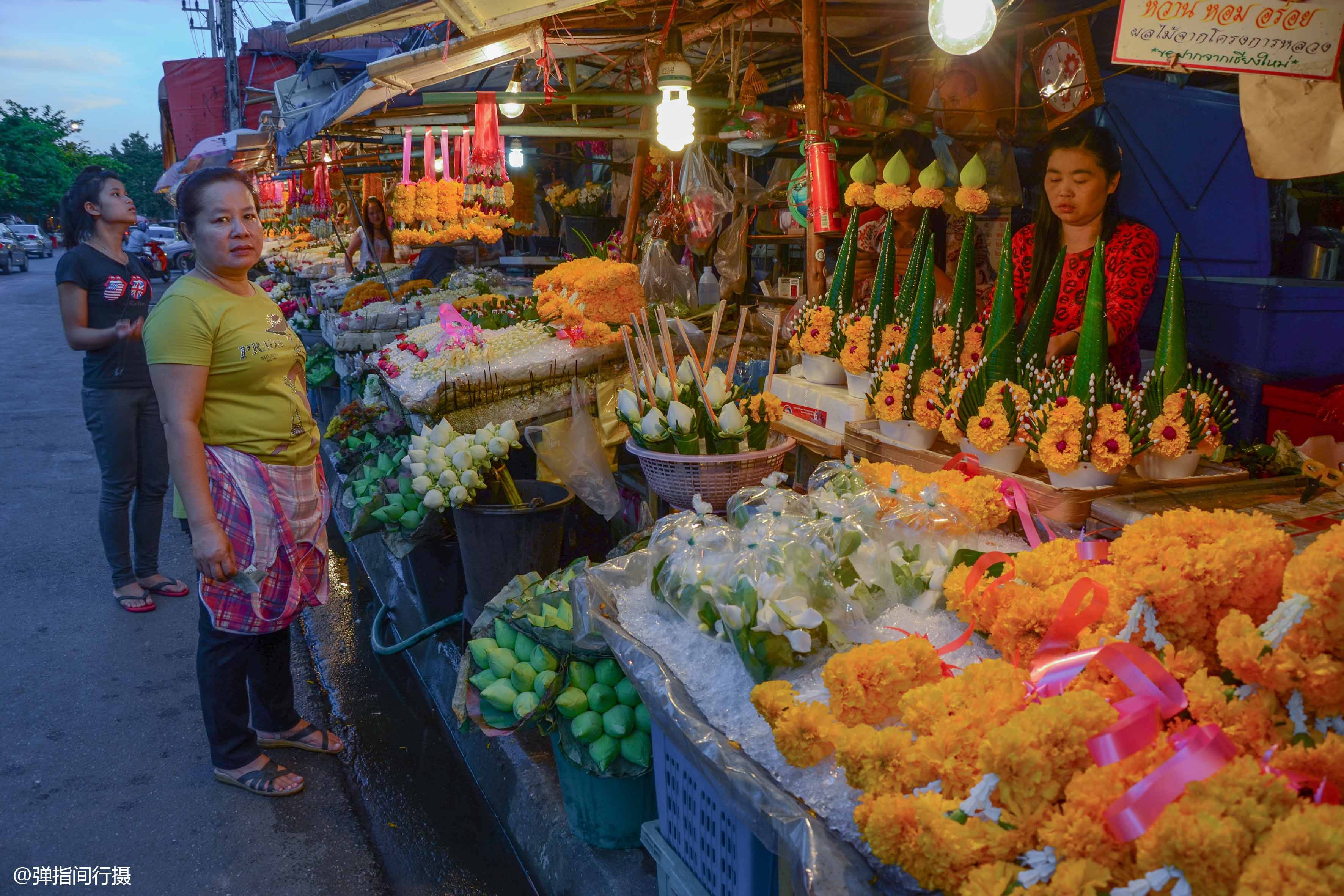 泰国"地摊经济"繁荣,是街头美食集中营,成吸引游客的一大法宝_手机搜