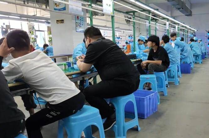 这辈子再也不进电子厂了,流水线流走了多少人的青春,想想都是泪
