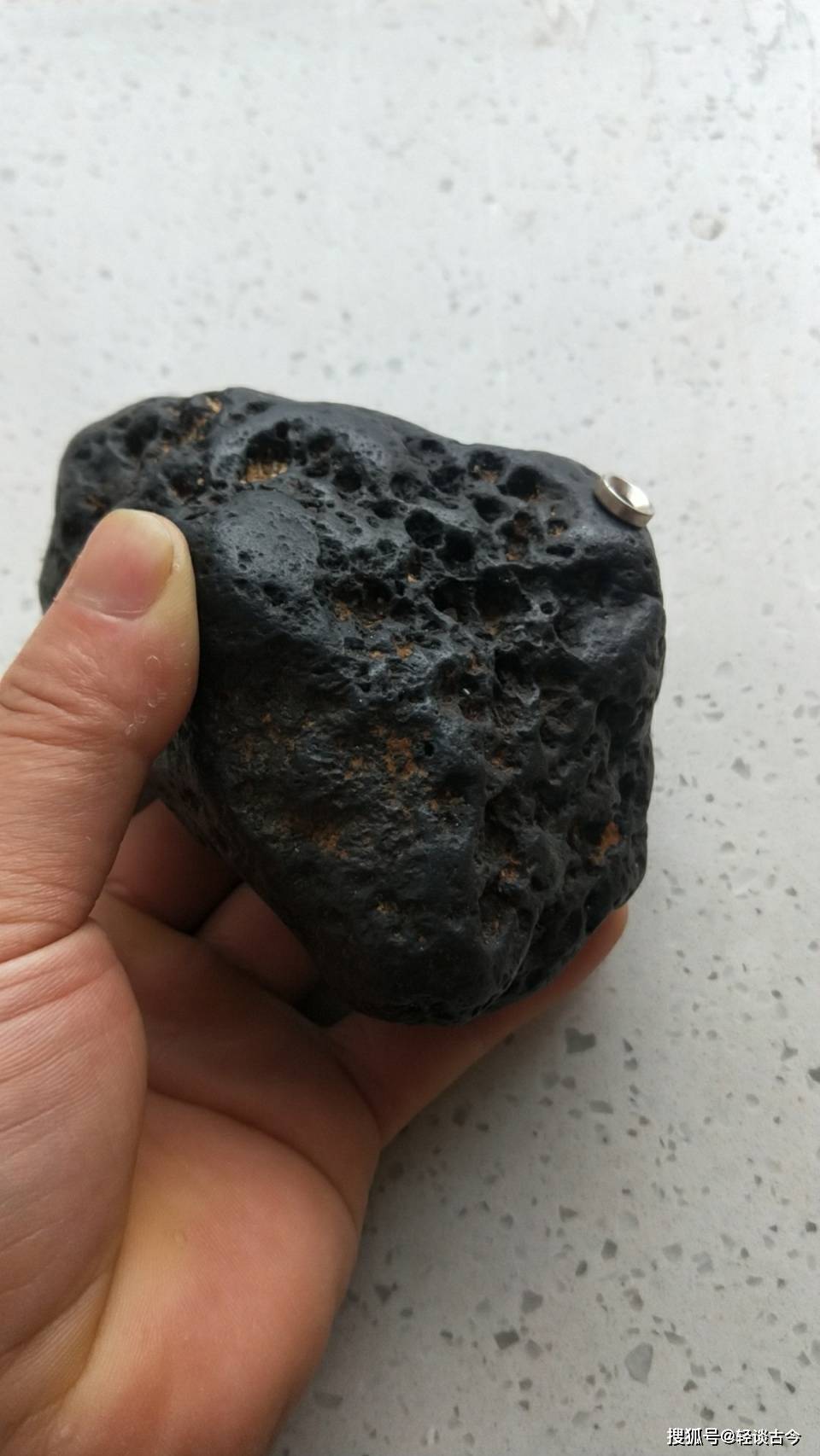 铁陨石推荐陨石的鉴定陨石的价值