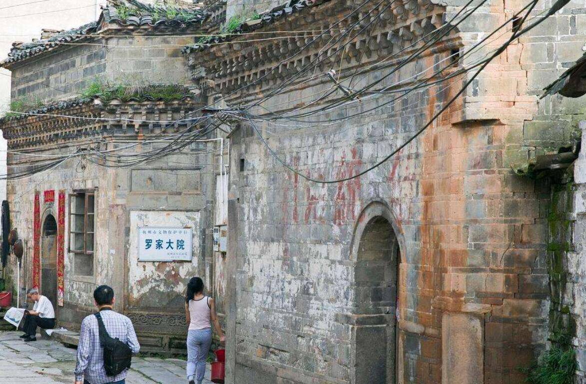 明清时中国人口最多的江西棠阴古镇，京剧发源地，已有970多年历史