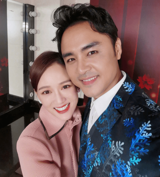 哥哥自杀后,台媒证实明道隐婚当爸,与妻子合体带满月孩子游玩