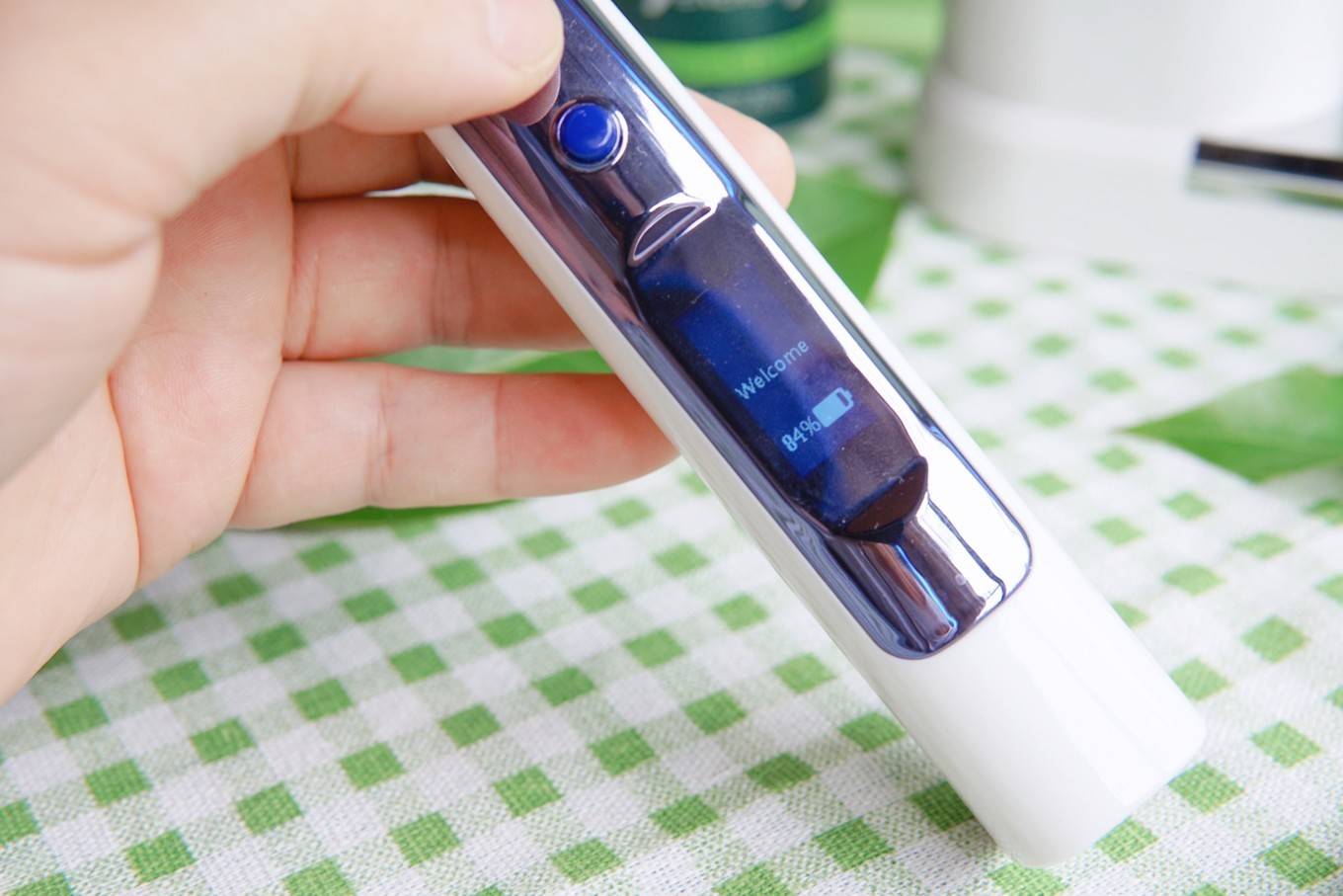 tbr声波电动牙刷一路水花带消毒洁牙的同时给你带来一种节奏感