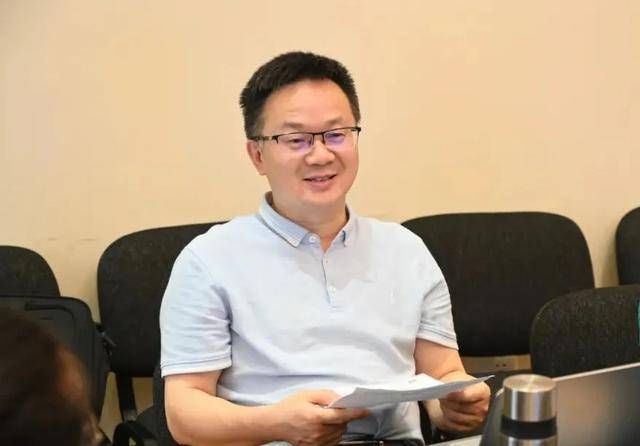 成都首位"深圳系"学术型名校长,开启巴德美际高质量学习新时代_刘静波