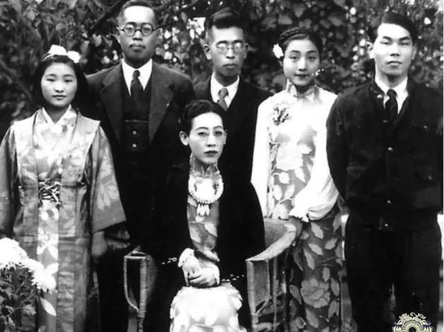 川岛芳子罕见家族照图4是玷污她的养父图9是她与丈夫的结婚照