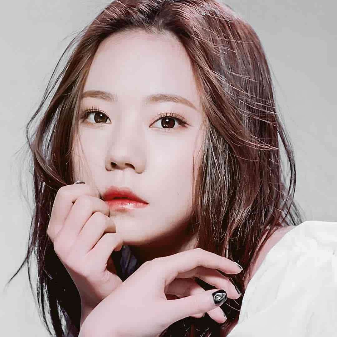 原创创造营2020林君怡被节目放弃的原因找到了这方面她该学学紫宁