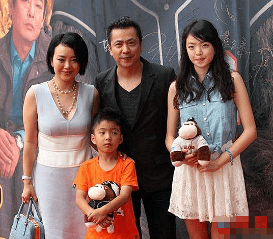 原创王中磊与26年妻子情变清空社交引猜测但妻子的头像力破谣言