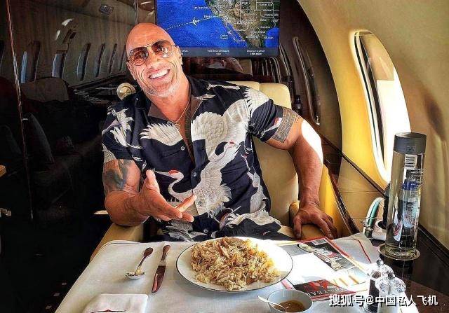 盘点wwe花上亿买私人飞机职业选手总裁更加土豪私人飞机想换就换