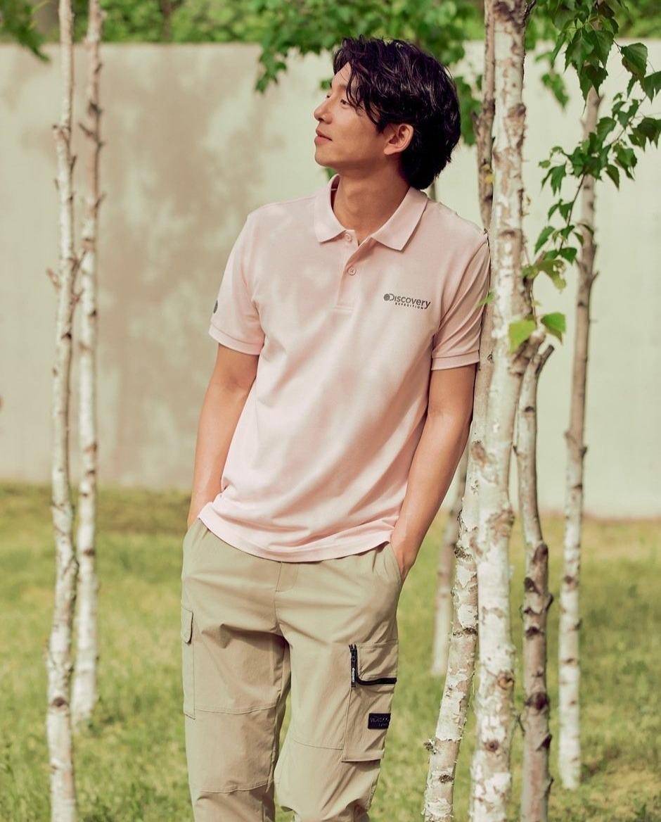 鬼怪大叔孔刘哪里像40岁清爽夏日画报手臂粗壮肌肉感十足