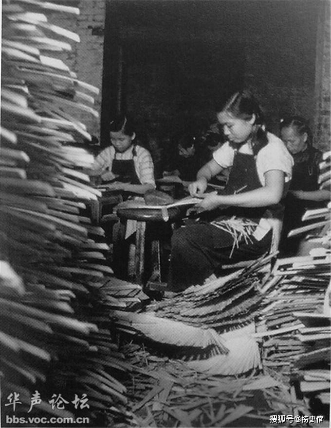 摄影家尹福康拍摄的新中国百姓生活,那是个纯朴激情的年代