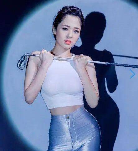 苍井空:18岁成av女优,34岁诞下双胞胎,却被嘲不配当母亲?_网友