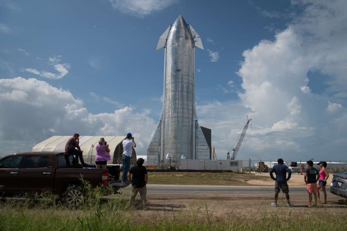 原創埃隆馬斯克表示從現在開始星艦是spacex的首要任務