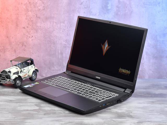 六核十二线程桌面级i5神舟将台式机cpu塞入游戏本