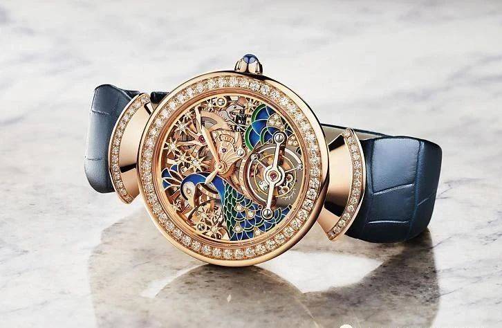 美得很有内涵宝格丽divasdream孔雀镂空陀飞轮腕表