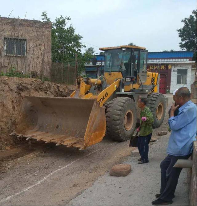 交口县温泉乡曹家社村委多措并举开展爱国卫生运动