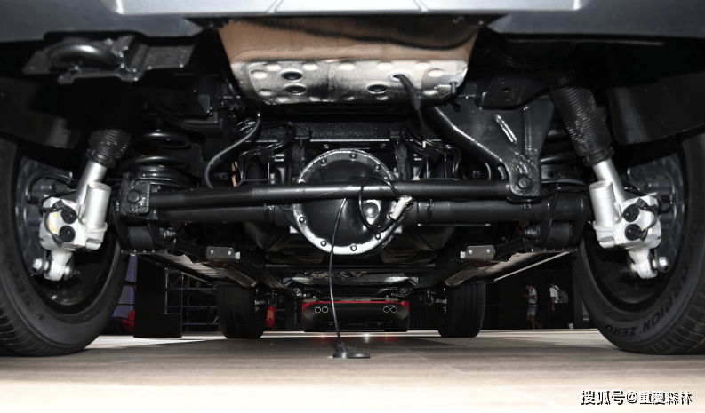 重庆车展福利来了硬派越野suv牧马人限量版登陆重庆