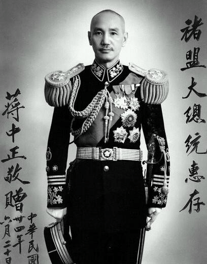 因影响太大被革职,晚年做了此事想赎罪_蒋介石