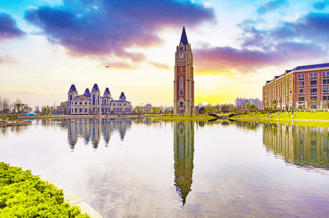 从乡村教师到女神校长,在巴川公学,她要培养比"清华妹妹"更高光的孩子