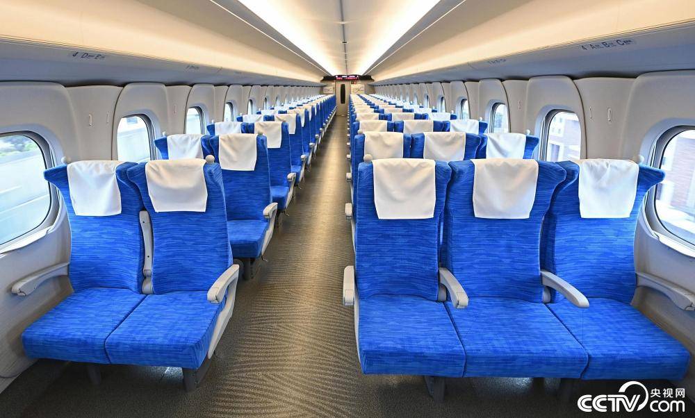 日本新干线子弹头列车n700s将于7月1日亮相