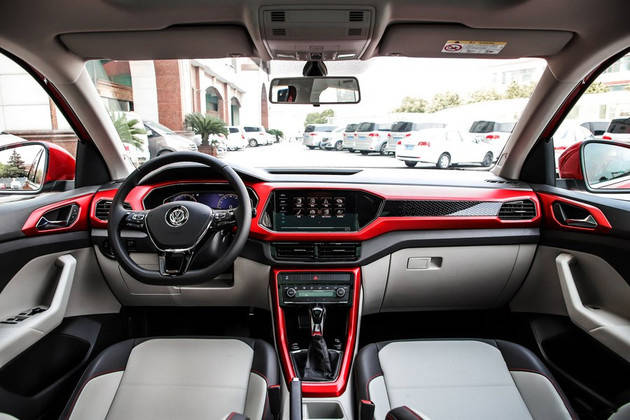 新款大众途铠上市新增手动挡车型油耗低至59升1149万起