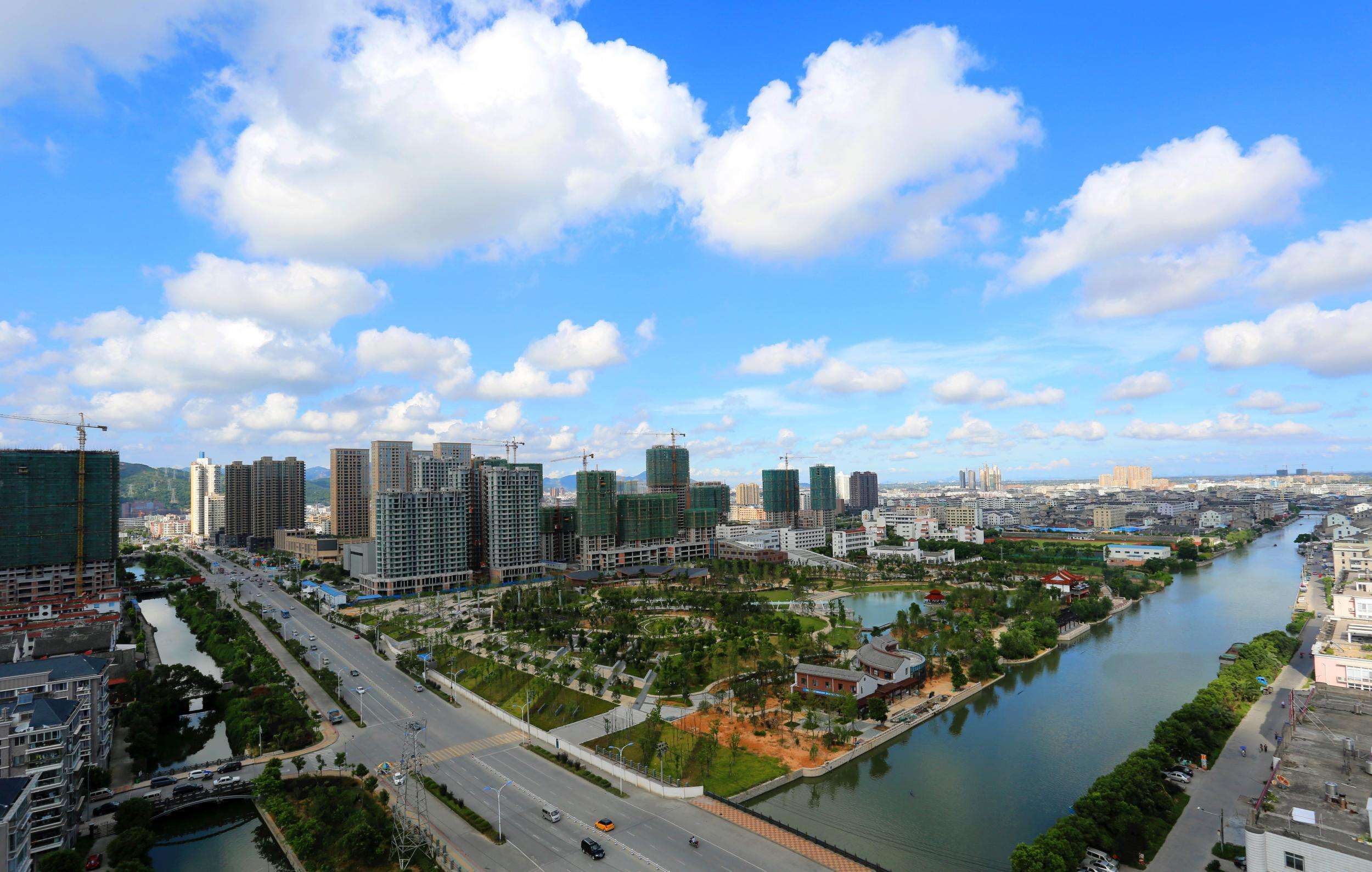 房价那么高,工作在城市,居住在郊区,住宅郊区化!