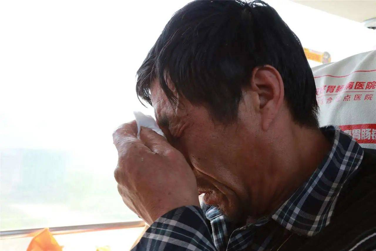 父亲节特辑我的父亲很冷漠但却很爱我