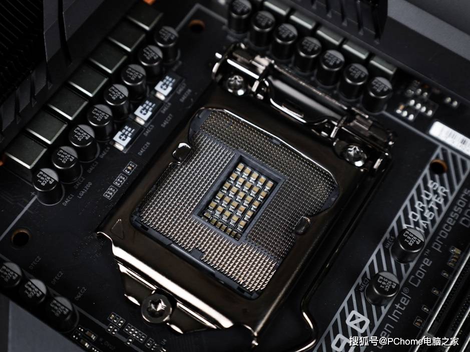 支持intel第十代酷睿处理器lga1200插槽