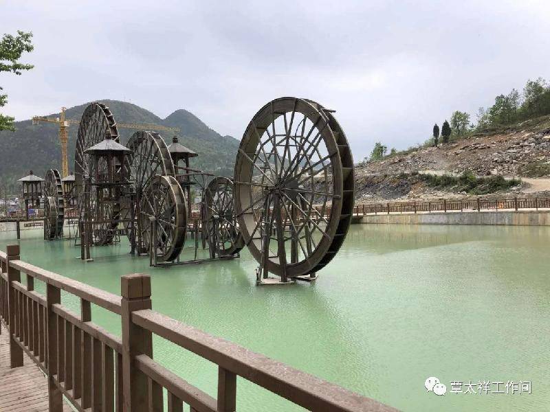覃太祥《妙笔生花花硒谷(1)》_建始